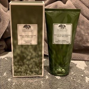 Origins Mega Mushroom facial cleanser